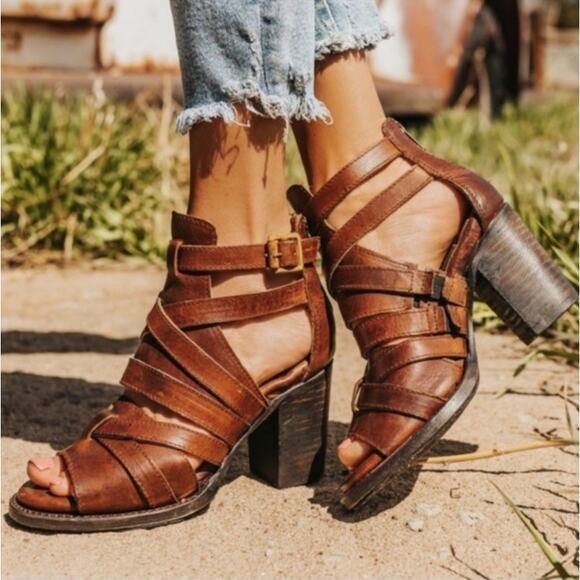 Freebird by Steven Brown Leather claw heels - Picture 2 of 9